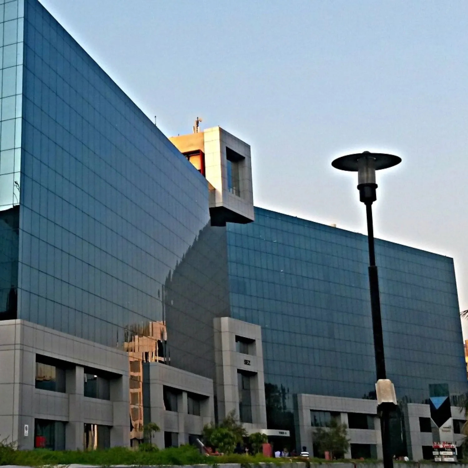 Magarpatta Cybercity Q4 - Mumbai