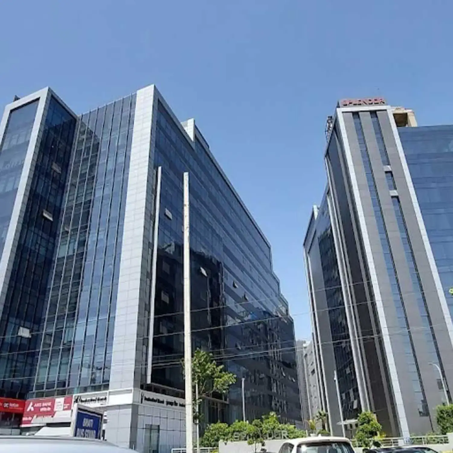 Magnum Towers - Gurgaon